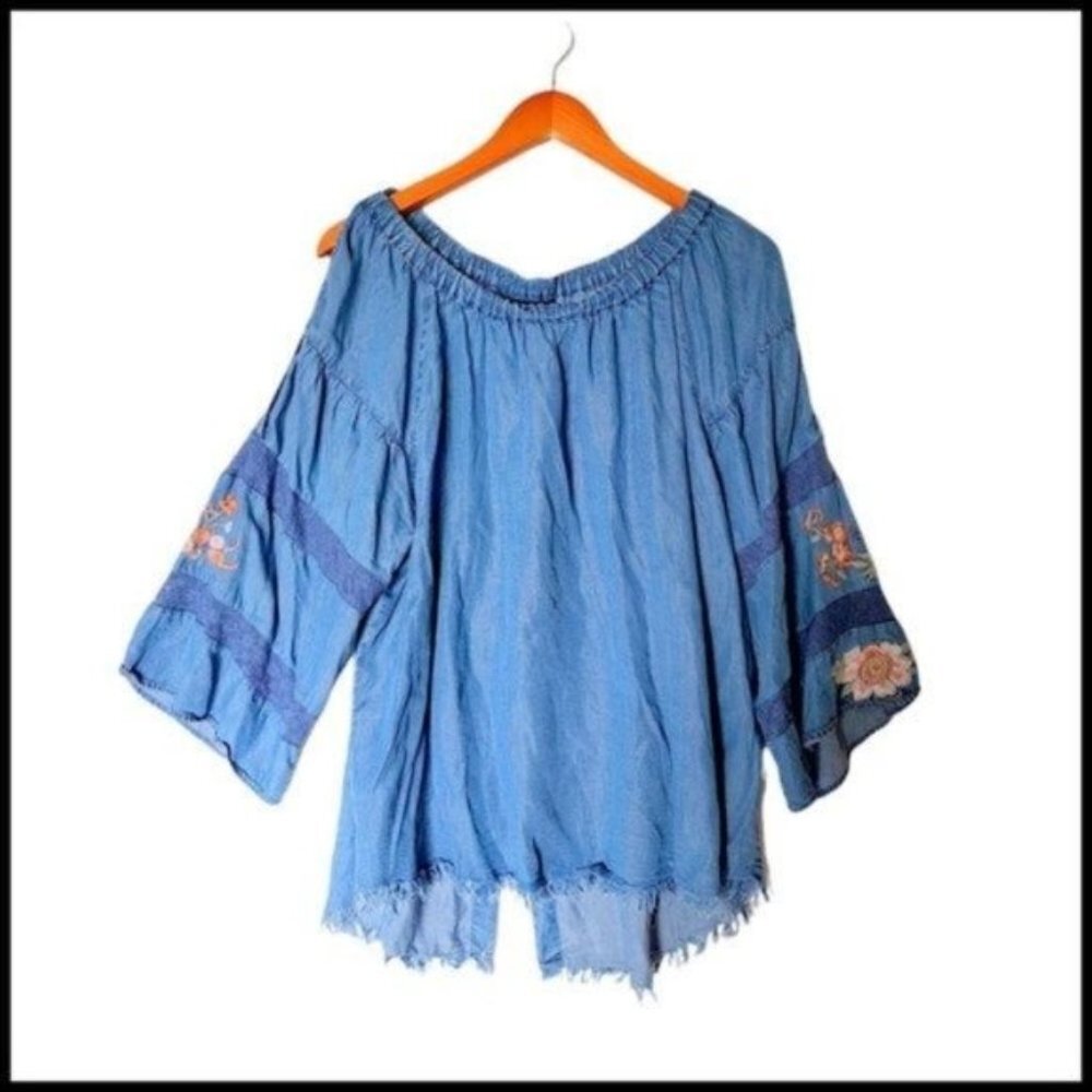 “Ali Miles” Blouse XL Cold Shoulder Embroidered Button up Back Light Denim